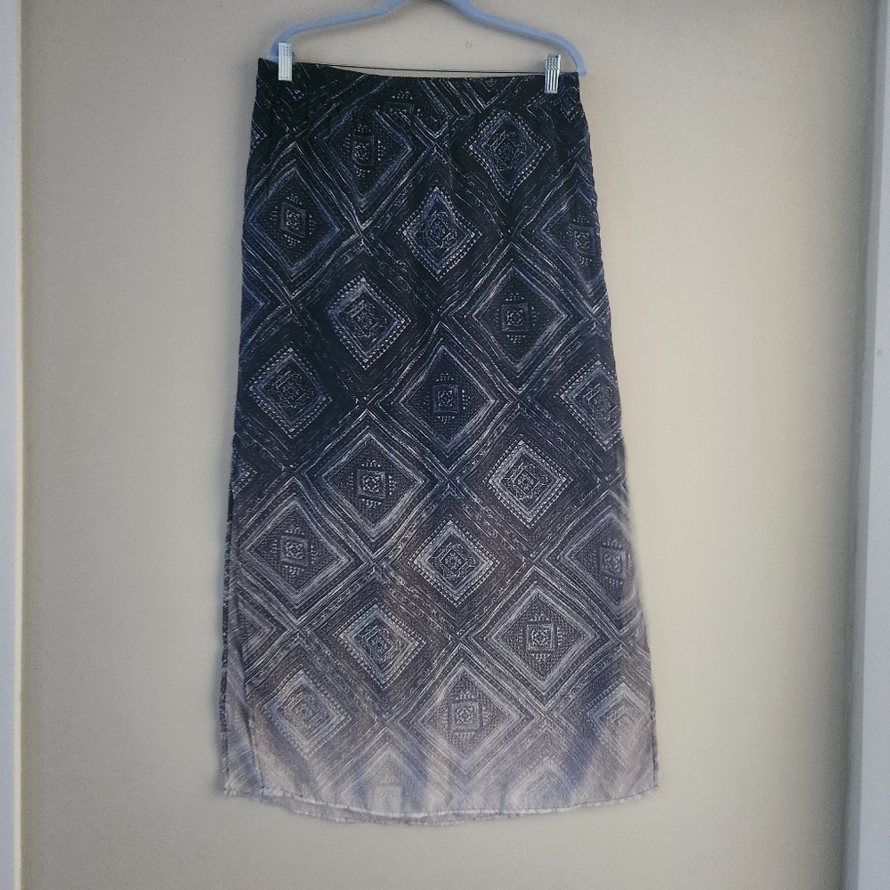 Maurices sheer geometric skirt High low womens size large